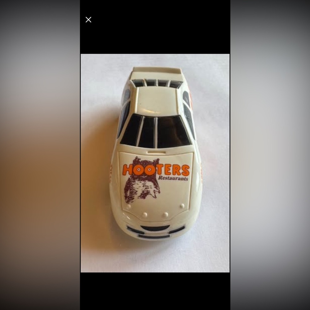 VINTAGE 3rd Turn Collection Series Hooters Racecar 3 in 1 Bottle and Can Opener